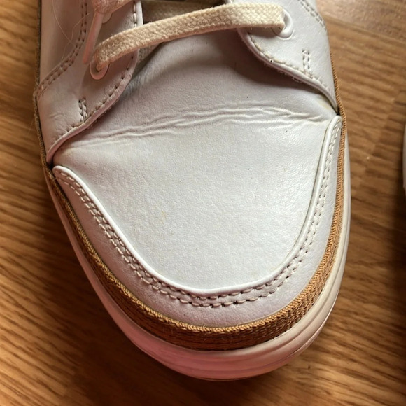 Callaway Women’s Katy Golf Shoes. White/Carmel. Size 7 1/2. Preowned - Picture 8 of 9